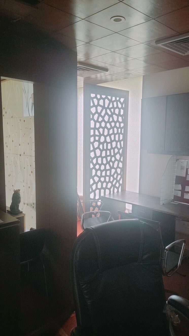 Living Room, supertech-shopprix-mall-vaishali Commercial Office Space 200 Sq.Ft. In Vaishali Sector 5 Ghaziabad 9266685