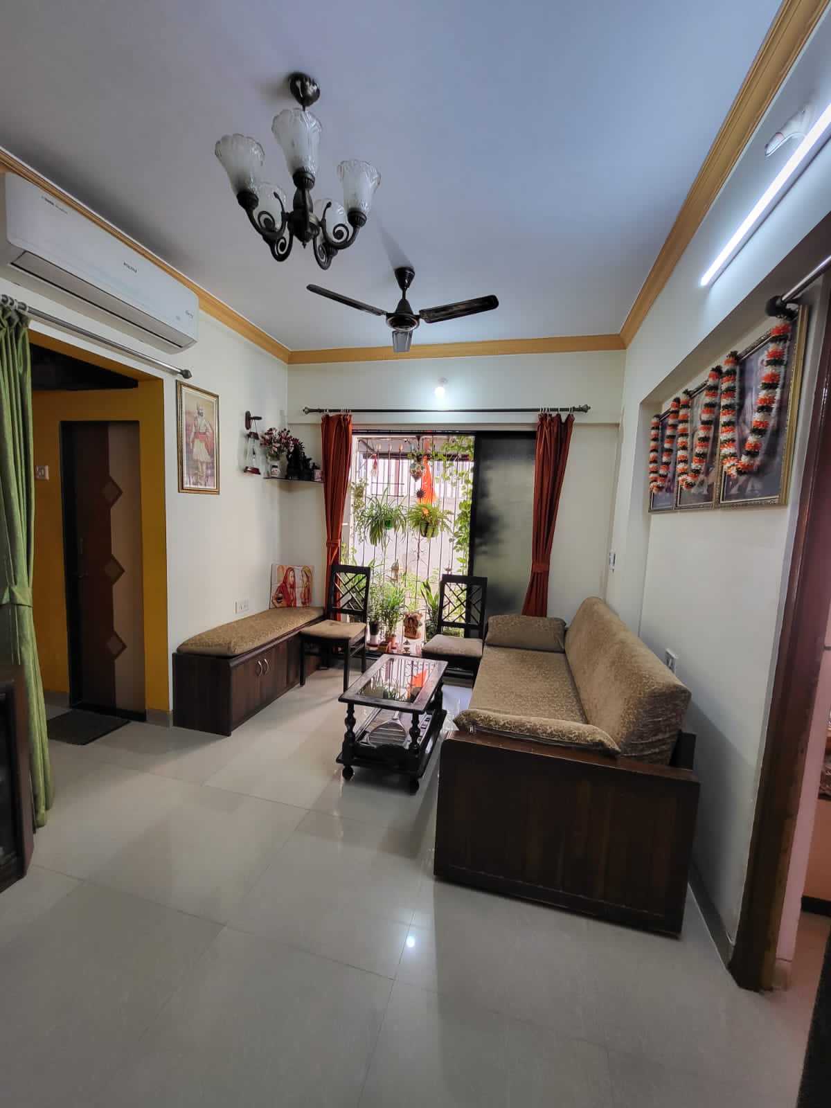 1 BHK + Study Room 500 Sq.Ft. Apartment in Goregaon West View CHS
