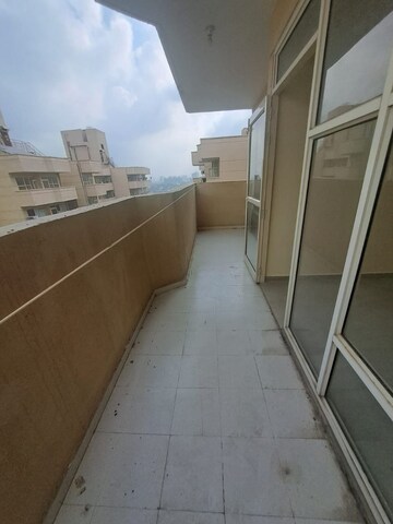 2 BHK Apartment For Rent in Pyramid Urban Homes 2, Sector 86