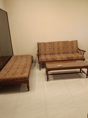 Bedroom in 1 BHK Apartment at Maker Tower, Cuffe Parade – for Rent