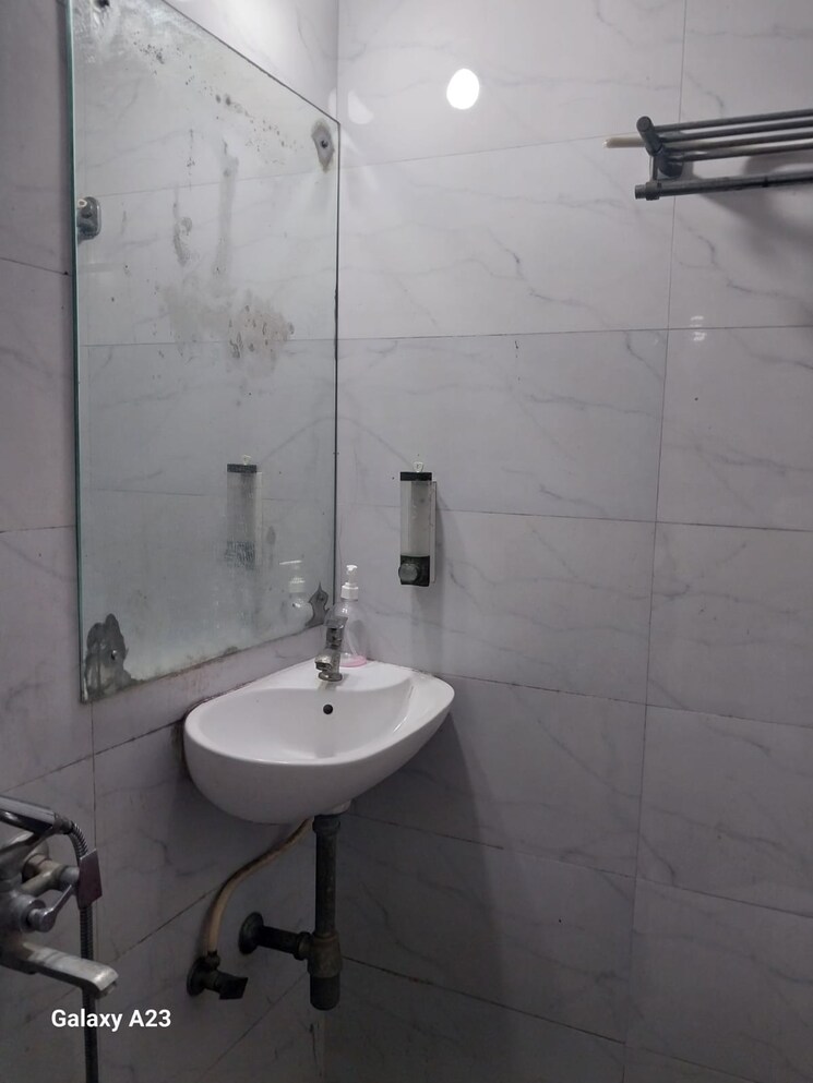 Bathroom, harshail-flamingo-apartments 2.5 Bedroom 750 Sq.Ft. Apartment In Malad West Mumbai 9266700