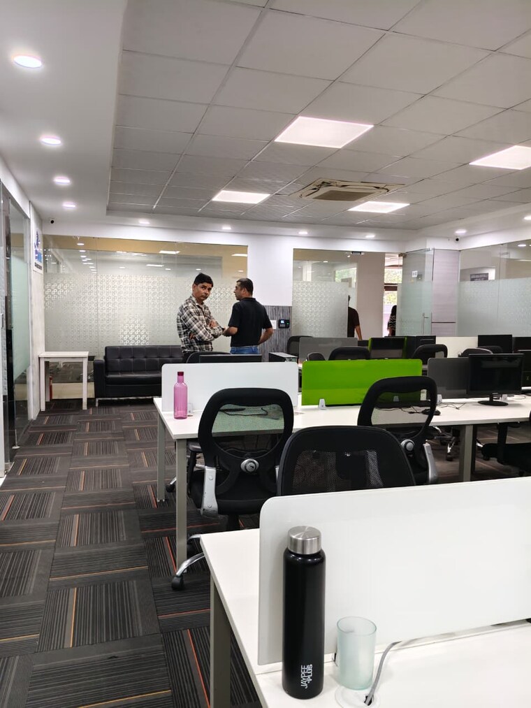 Team Area, sector 63 Commercial Office Space 2000 Sq.Ft. In Sector 63 Noida 9266731