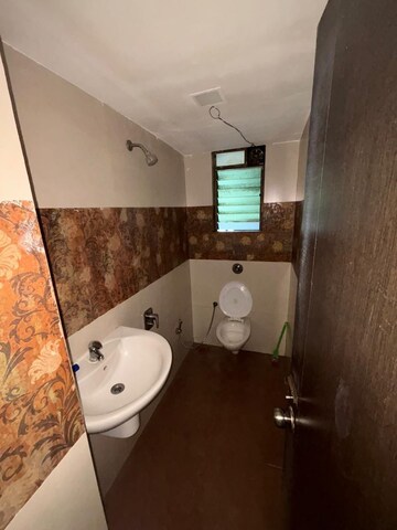 Bathroom in 3.5 BHK Apartment at Shah Heights, Kharghar – for Rent