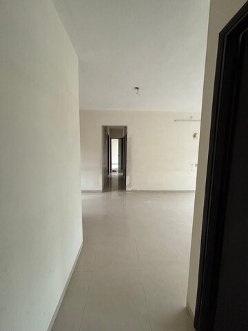 Room in 3.5 BHK Apartment at Shah Heights, Kharghar – for Rent