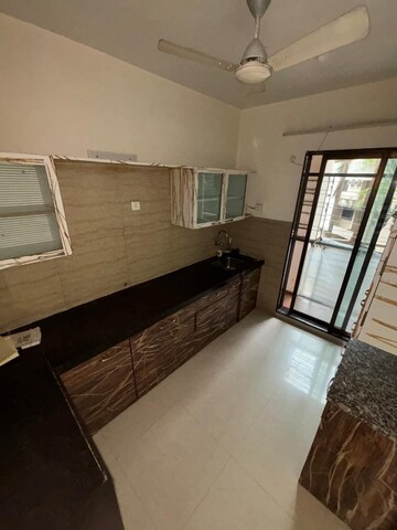 Kitchen in 3.5 BHK Apartment at Shah Heights, Kharghar – for Rent