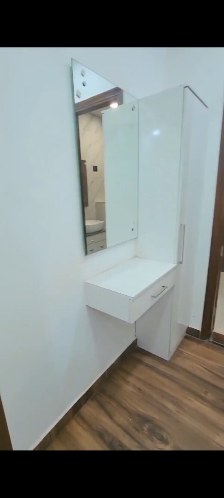 Bathroom, bptp-park-elite-floors 4 Bedroom 325 Sq.Yd. Builder Floor In Sector 85 Faridabad 9266879