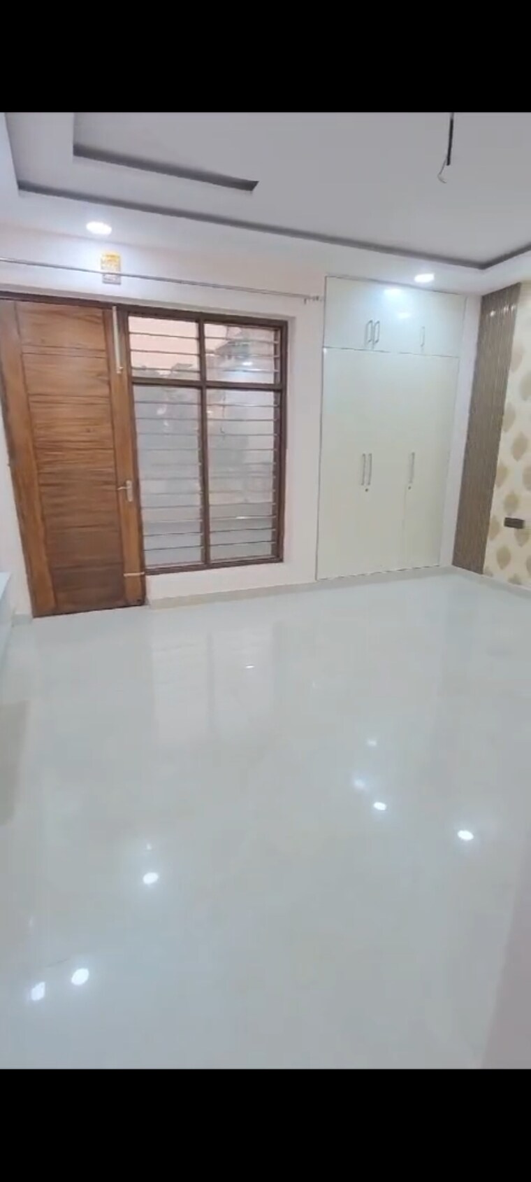 Room, bptp-park-elite-floors 4 Bedroom 325 Sq.Yd. Builder Floor In Sector 85 Faridabad 9266879