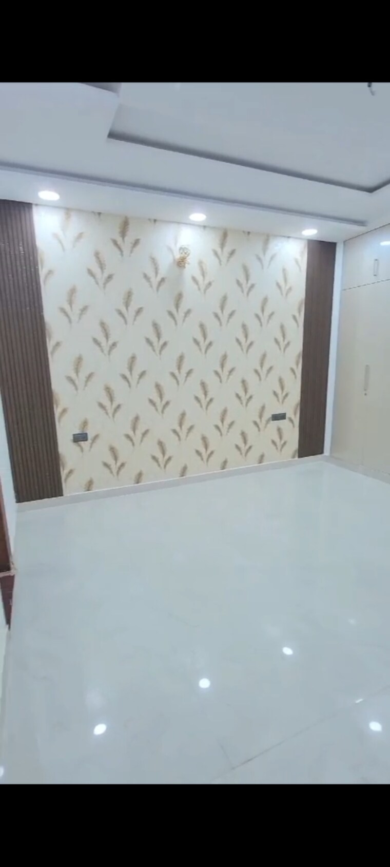 Room, bptp-park-elite-floors 4 Bedroom 325 Sq.Yd. Builder Floor In Sector 85 Faridabad 9266879