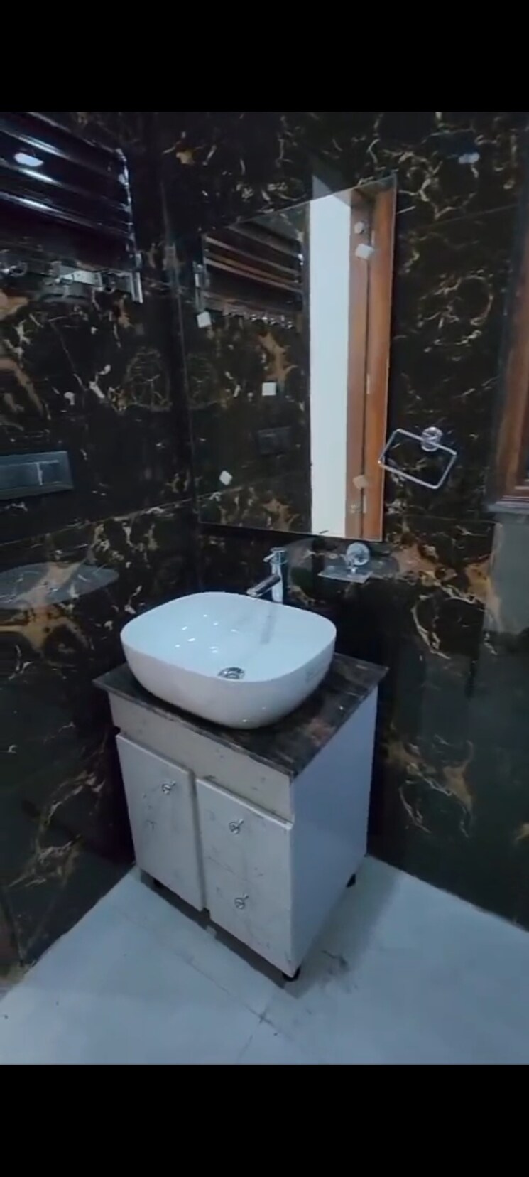 Team Area, bptp-park-elite-floors 4 Bedroom 325 Sq.Yd. Builder Floor In Sector 85 Faridabad 9266879