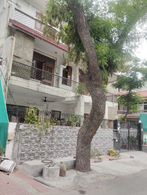 6+ BHK Independent House – Exterior View View at Sector 11 - for Sale