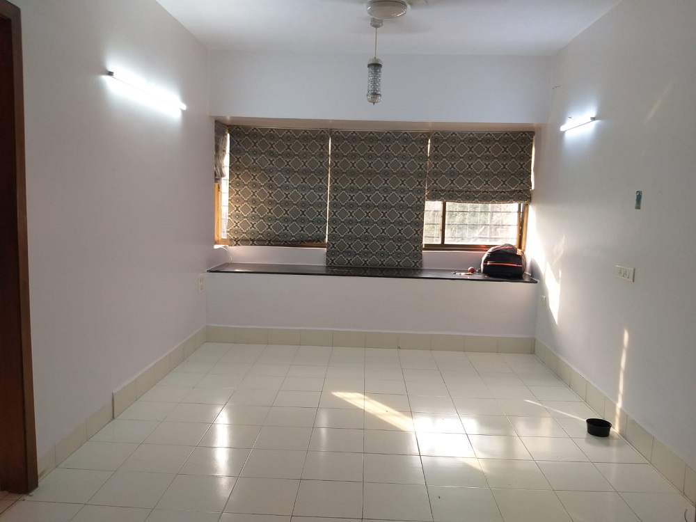 1 BHK + Pooja Room Apartment For Rent in Neelam