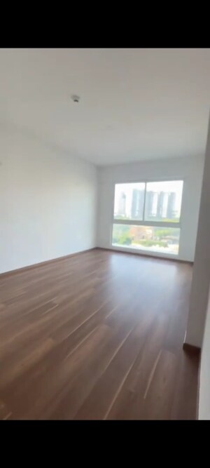 Room in 3 BHK Apartment at Conscient Hines Elevate, Sector 59 – for Sale