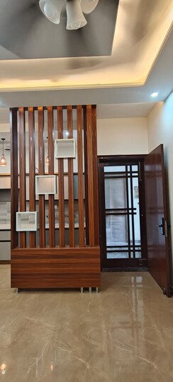 6 BHK + Pooja Room Independent House For Sale in Sector 19