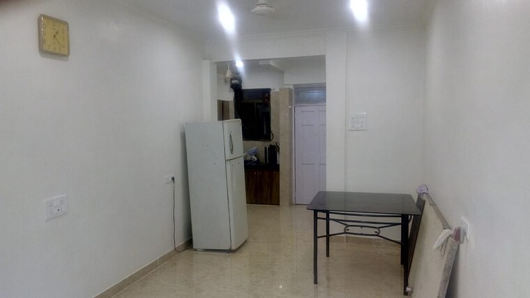Room, colaba 1 Bedroom 500 Sq.Ft. Apartment In Colaba Mumbai 9266845