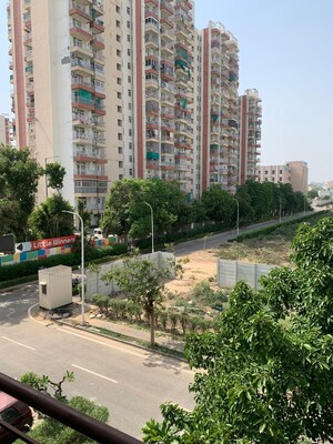 3 BHK Builder Floor – Exterior View View at BPTP Parkland Pride, Sector 77 - for Sale