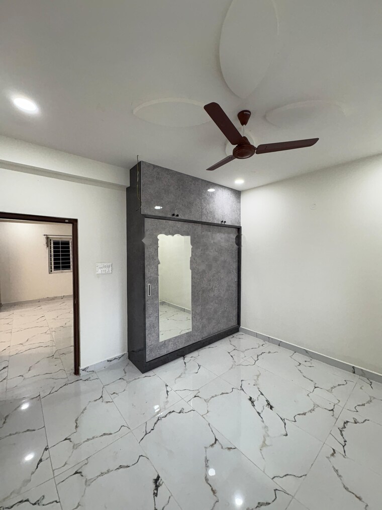 Room, sri-sai-ayyapa-sadan 2 Bedroom 1210 Sq.Ft. Apartment In Madhapur Hyderabad 9266849