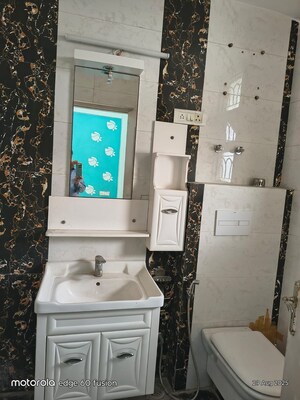 Team Area in 5 BHK Independent House at Sector 22 – for Sale