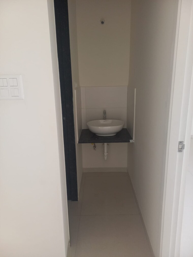 Bathroom, godrej-hillside 2 Bedroom 670 Sq.Ft. Apartment In Mahalunge Pune 9266895