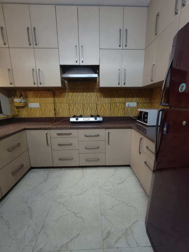 Kitchen, shivalik colony 2 Bedroom 1800 Sq.Ft. Builder Floor In Shivalik Colony Delhi 9266918