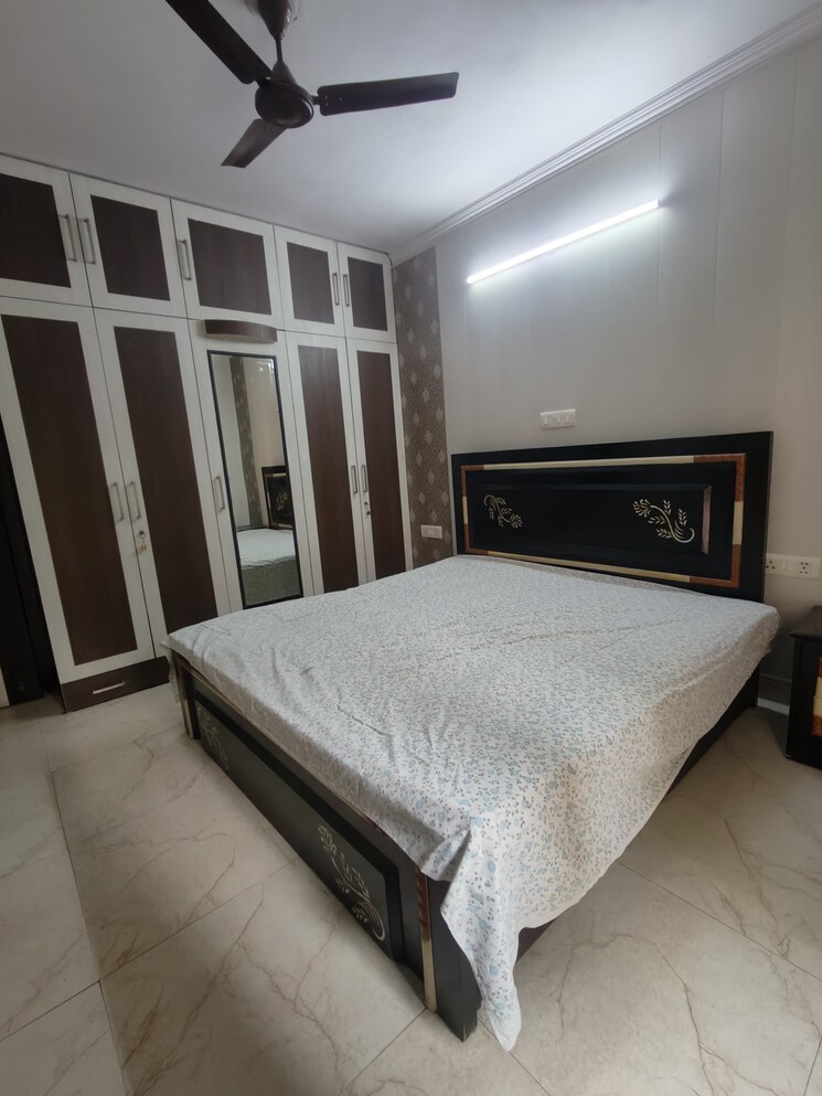 Bedroom, shivalik colony 2 Bedroom 1800 Sq.Ft. Builder Floor In Shivalik Colony Delhi 9266918