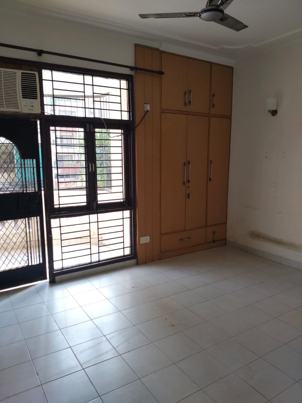 3 BHK + Servant Room Apartment For Sale in Emaar Gurgaon Greens