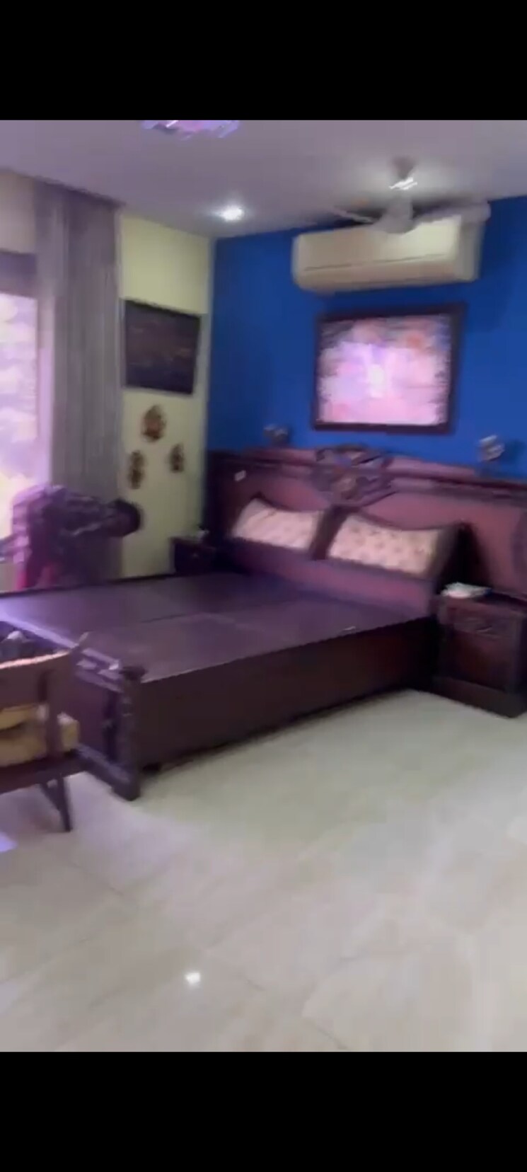 Living Room, greater kailash 2 Bedroom 300 Sq.Yd. Builder Floor In Greater Kailash Delhi 9266937