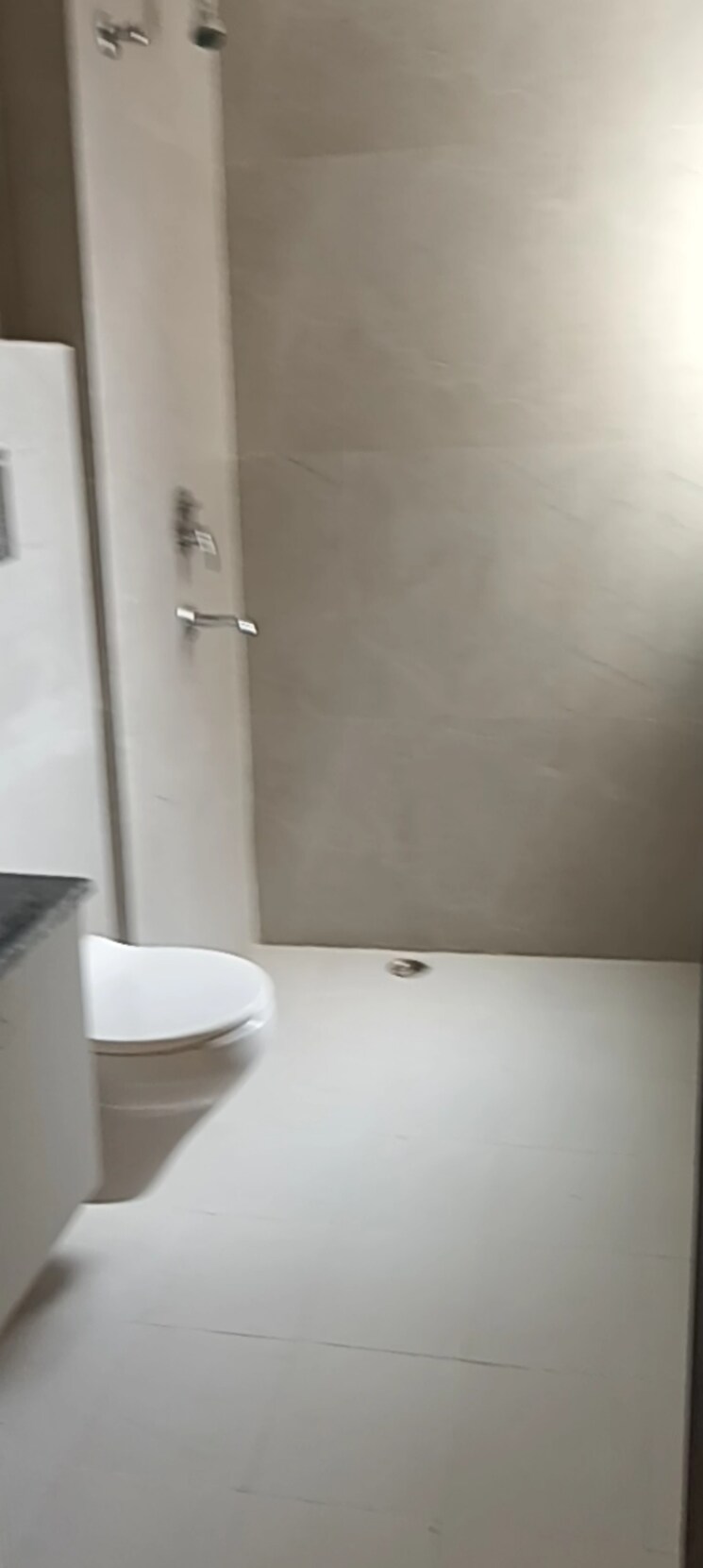 Bathroom, oxirich-square-one 5 Bedroom 4438 Sq.Ft. Penthouse In Indrapuram Ghaziabad 9267067