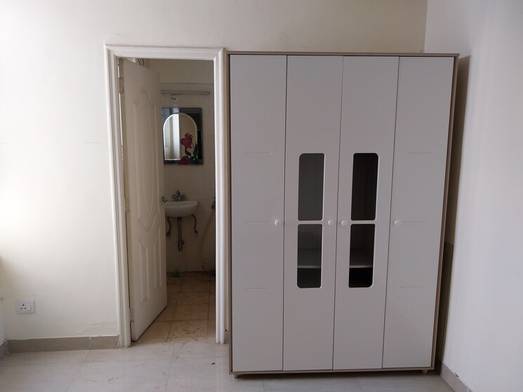 Bathroom, shree-vardhman-mantra 2 Bedroom 800 Sq.Ft. Apartment In Sector 67 Gurgaon 9261960