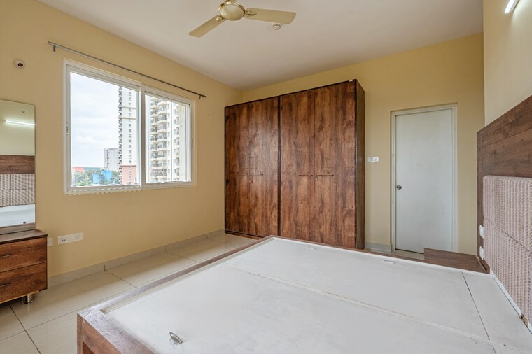 Room, prestige-lakeside-habitat 3 Bedroom 1655 Sq.Ft. Apartment In Varthur Bangalore 9266645