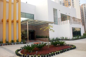 3.5 BHK Apartment For Sale in BPTP Park Grandeura, Sector 82