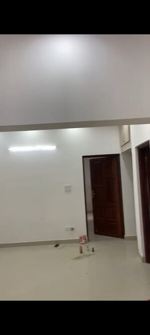 Room in 3 BHK Builder Floor at Greater Kailash ii – for Rent