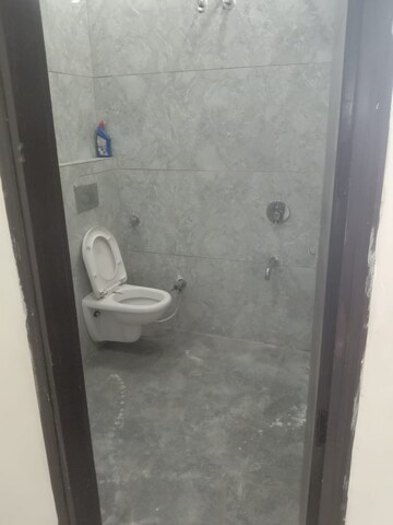 Bathroom in 3 BHK Apartment at APS Platinum Towers, Pir Machalla – for Rent