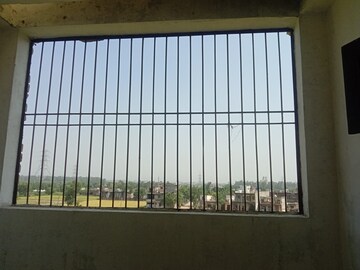 Furnished Amenities in 3 BHK Apartment at APS Platinum Towers, Pir Machalla – for Rent