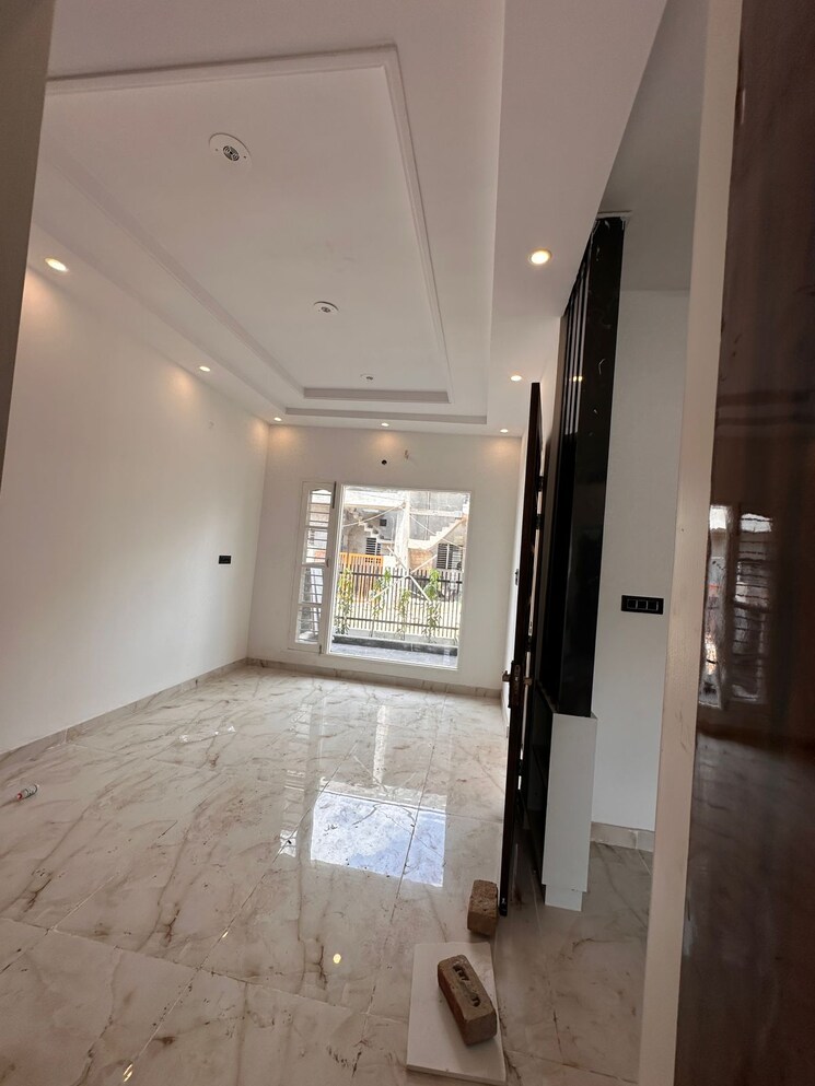 undefined, sector 124 3 Bedroom 90 Sq.Yd. Independent House In Sector 124 Mohali 9267162