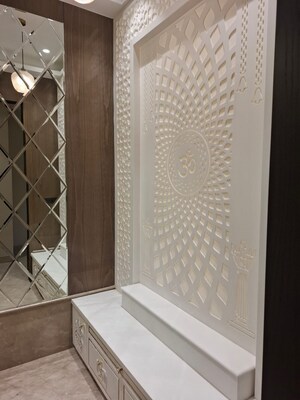 Bathroom in 4 BHK Builder Floor at SS Southend Floors, South City 2 – for Sale