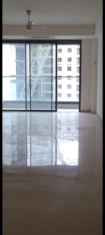 3 BHK Apartment For Rent in Rustomjee Parishram, Pali Hill