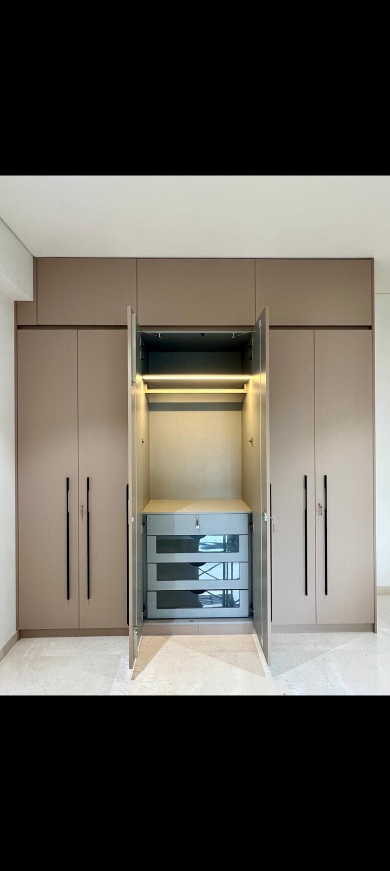 undefined, rustomjee-parishram 3 Bedroom 1474 Sq.Ft. Apartment In Pali Hill Mumbai 9267186