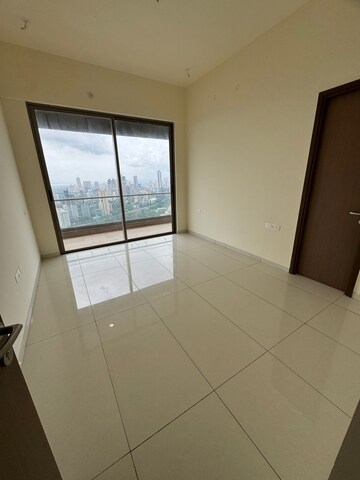 Furnished Amenities in 3 BHK Apartment at The Prestige City, Mulund West – for Rent