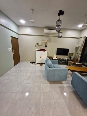 Team Area in 2 BHK Apartment at Lodha Vista, Lower Parel – for Rent