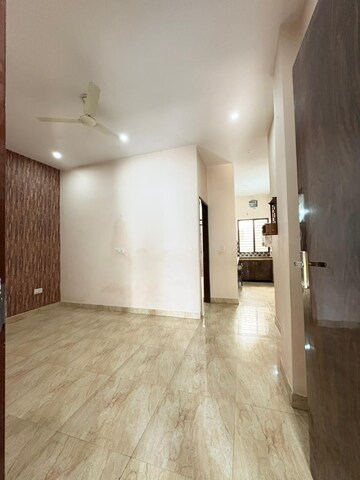 Room in 2 BHK Apartment at Dhakoli – for Rent