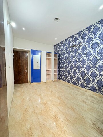 2 BHK Apartment For Rent in Dhakoli