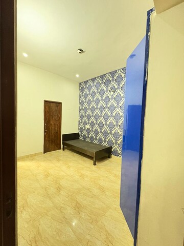 Room in 2 BHK Apartment at Dhakoli – for Rent
