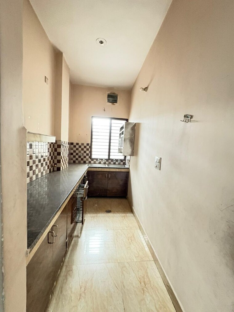 Kitchen, dhakoli 2 Bedroom 1500 Sq.Ft. Apartment In Dhakoli Zirakpur 9267155