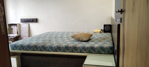 2 BHK Apartment For Rent in Falcon Castle, Lower Parel