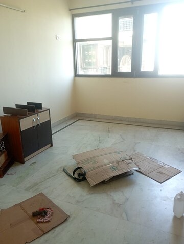 Bedroom in 4 BHK Apartment at Dwarka – for Rent