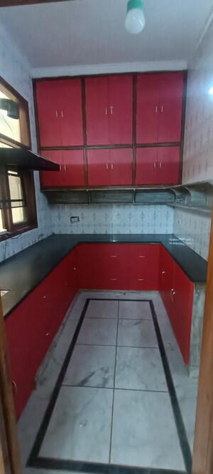 Kitchen in 2 BHK Builder Floor at Rohini Sector 8 – for Rent