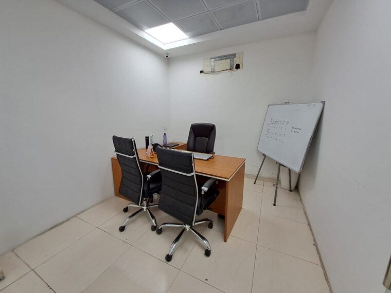 Team Area, sector 63 Commercial Office Space 3000 Sq.Ft. In Sector 63 Noida 9267238