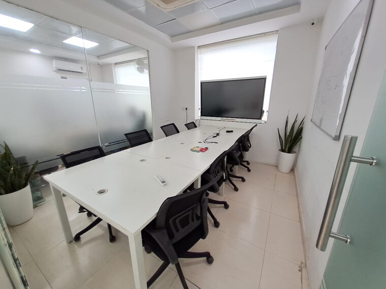 Team Area, sector 63 Commercial Office Space 3000 Sq.Ft. In Sector 63 Noida 9267238
