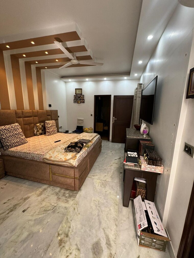 Living Room, greater kailash i 3 Bedroom 2200 Sq.Ft. Builder Floor In Greater Kailash I Delhi 9267283