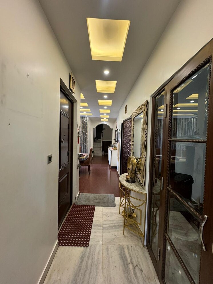 undefined, greater kailash i 3 Bedroom 2200 Sq.Ft. Builder Floor In Greater Kailash I Delhi 9267283